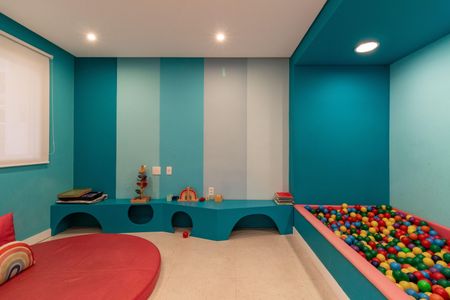 Apartamento para alugar com 37m², 2 quartos e sem vagaÁrea comum - Brinquedoteca