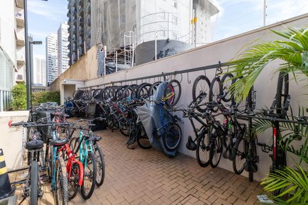Apartamento para alugar com 37m², 2 quartos e sem vagaÁrea comum - Bicicletário