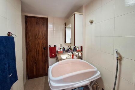 Apartamento à venda com 89m², 3 quartos e 1 vagaBanheiro Social