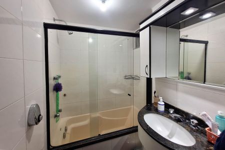 Apartamento à venda com 89m², 3 quartos e 1 vagaBanheiro da Suíte