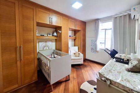 Apartamento à venda com 89m², 3 quartos e 1 vagaQuarto 2