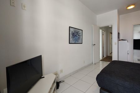 Apartamento à venda com 225m², 3 quartos e 2 vagas Apartamento à venda com 225m², 3 quartos e 2 vagasQuarto 1 - Suíte