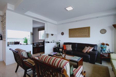 Apartamento à venda com 225m², 3 quartos e 2 vagas Apartamento à venda com 225m², 3 quartos e 2 vagasSala 1