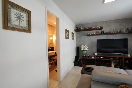 Apartamento à venda com 225m², 3 quartos e 2 vagas Apartamento à venda com 225m², 3 quartos e 2 vagasSala 2