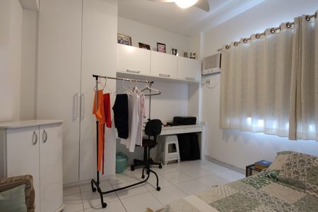 Apartamento à venda com 225m², 3 quartos e 2 vagas Apartamento à venda com 225m², 3 quartos e 2 vagasQuarto 3 - Suíte