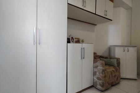Apartamento à venda com 225m², 3 quartos e 2 vagas Apartamento à venda com 225m², 3 quartos e 2 vagasQuarto 3 - Suíte