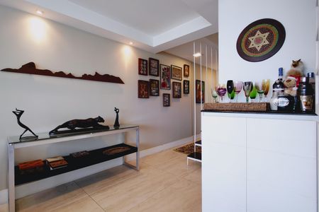 Apartamento à venda com 225m², 3 quartos e 2 vagas Apartamento à venda com 225m², 3 quartos e 2 vagasSala 1