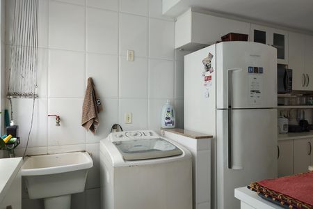 Apartamento à venda com 225m², 3 quartos e 2 vagas Apartamento à venda com 225m², 3 quartos e 2 vagasÁrea de Serviço