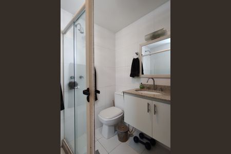 Apartamento à venda com 225m², 3 quartos e 2 vagasBanheiro da Suíte 1