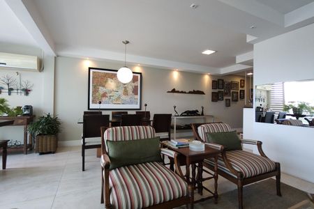 Apartamento à venda com 225m², 3 quartos e 2 vagas Apartamento à venda com 225m², 3 quartos e 2 vagasSala 1