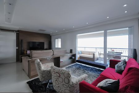 Apartamento para alugar com 147m², 3 quartos e 2 vagas Apartamento para alugar com 147m², 3 quartos e 2 vagasSala