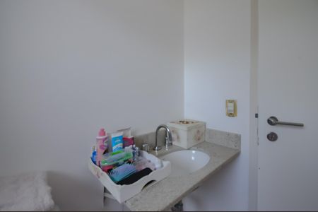 Apartamento para alugar com 147m², 3 quartos e 2 vagas Apartamento para alugar com 147m², 3 quartos e 2 vagasBanheiro da Suíte 1