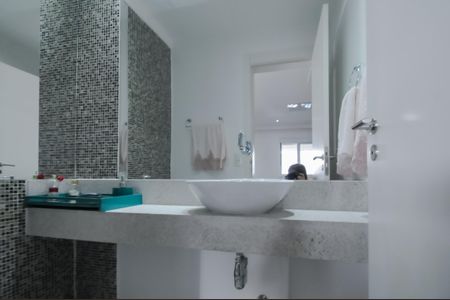 Apartamento para alugar com 147m², 3 quartos e 2 vagas Apartamento para alugar com 147m², 3 quartos e 2 vagasLavabo