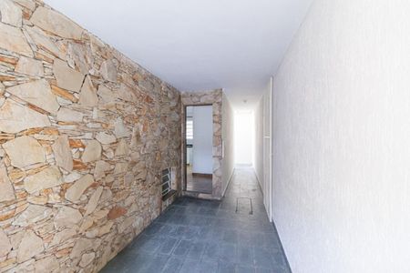 Casa à venda com 200m², 3 quartos e 2 vagas Casa à venda com 200m², 3 quartos e 2 vagasQuintal