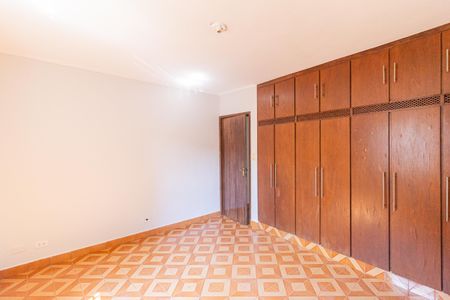 Casa à venda com 200m², 3 quartos e 2 vagas Casa à venda com 200m², 3 quartos e 2 vagasSuíte 3