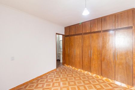 Casa à venda com 200m², 3 quartos e 2 vagas Casa à venda com 200m², 3 quartos e 2 vagasSuíte 2