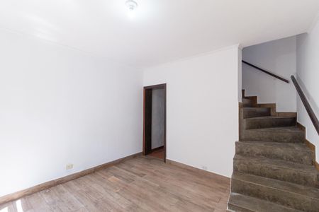 Casa à venda com 200m², 3 quartos e 2 vagas Casa à venda com 200m², 3 quartos e 2 vagasSala