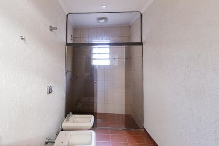 Casa à venda com 200m², 3 quartos e 2 vagas Casa à venda com 200m², 3 quartos e 2 vagasBanheiro da suíte 3