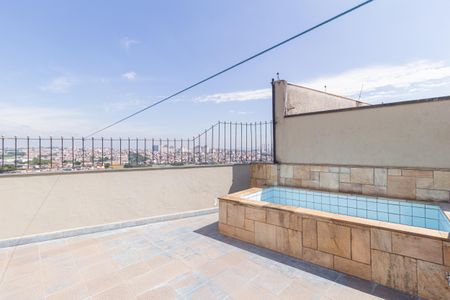 Casa à venda com 200m², 3 quartos e 2 vagas Casa à venda com 200m², 3 quartos e 2 vagasQuintal