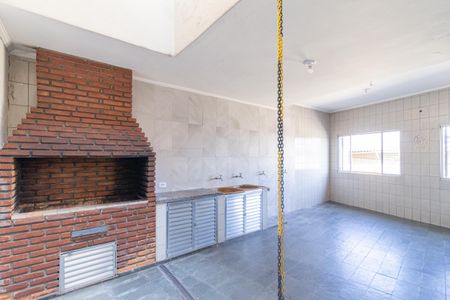 Casa à venda com 200m², 3 quartos e 2 vagas Casa à venda com 200m², 3 quartos e 2 vagasÁrea de serviço