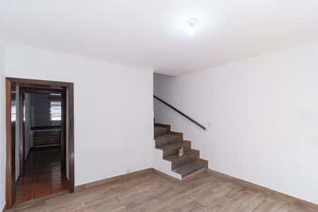 Casa à venda com 200m², 3 quartos e 2 vagas Casa à venda com 200m², 3 quartos e 2 vagasSala