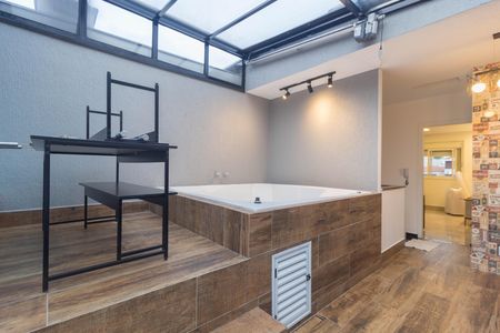 Casa de condomínio à venda com 180m², 3 quartos e 2 vagasEspaço Gourmet