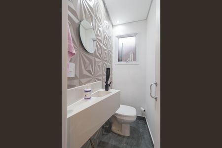 Casa de condomínio à venda com 180m², 3 quartos e 2 vagasLavabo 1