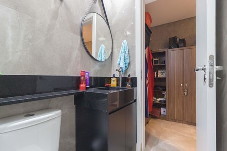 Casa de condomínio à venda com 180m², 3 quartos e 2 vagasBanheiro - Suíte 3