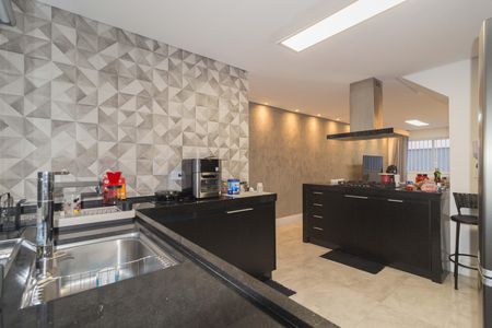 Casa de condomínio à venda com 180m², 3 quartos e 2 vagasCozinha