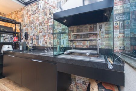 Casa de condomínio à venda com 180m², 3 quartos e 2 vagasDetalhe - Espaço Gourmet