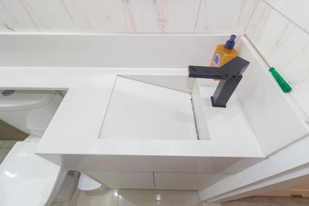 Casa de condomínio à venda com 180m², 3 quartos e 2 vagasBanheiro - Suíte 1