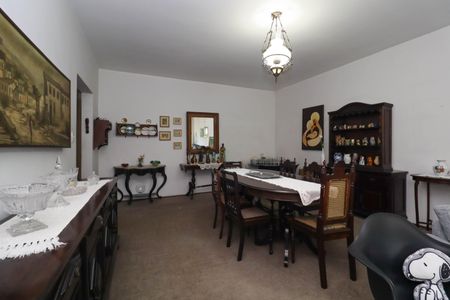 Apartamento à venda com 142m², 2 quartos e 1 vagaSala 