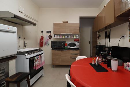 Apartamento à venda com 142m², 2 quartos e 1 vagaCozinha