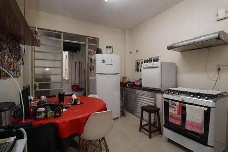 Apartamento à venda com 142m², 2 quartos e 1 vagaCozinha