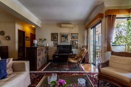 Apartamento à venda com 172m², 4 quartos e 2 vagas Apartamento à venda com 172m², 4 quartos e 2 vagasSala