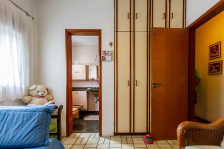 Apartamento à venda com 172m², 4 quartos e 2 vagas Apartamento à venda com 172m², 4 quartos e 2 vagasSuíte 1