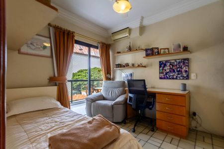 Apartamento à venda com 172m², 4 quartos e 2 vagas Apartamento à venda com 172m², 4 quartos e 2 vagasQuarto 2