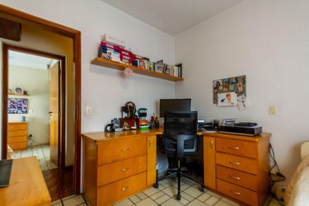 Apartamento à venda com 172m², 4 quartos e 2 vagas Apartamento à venda com 172m², 4 quartos e 2 vagasQuarto 1