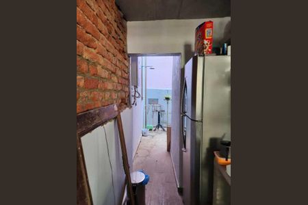 Casa à venda com 178m², 2 quartos e sem vaga