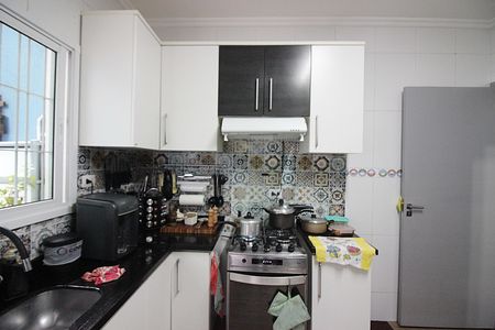 Casa à venda com 137m², 3 quartos e 2 vagasCozinha