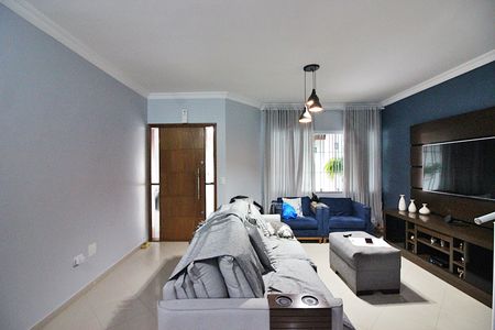 Casa à venda com 137m², 3 quartos e 2 vagasSala