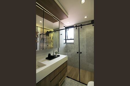 Casa à venda com 137m², 3 quartos e 2 vagas Suíte Banheiro