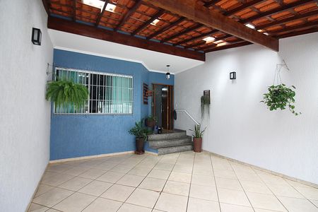Casa à venda com 137m², 3 quartos e 2 vagasGaragem