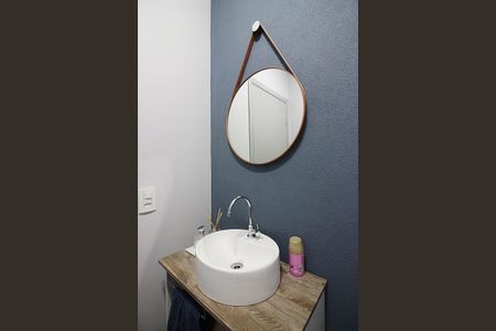 Casa à venda com 137m², 3 quartos e 2 vagasLavabo