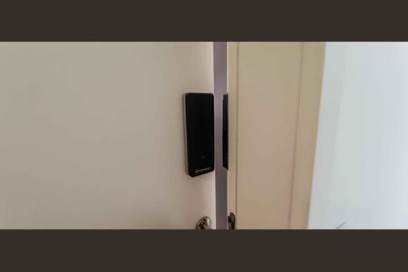 Apartamento à venda com 35m², 1 quarto e 1 vaga Apartamento à venda com 35m², 1 quarto e 1 vagaFechadura Eletrônica