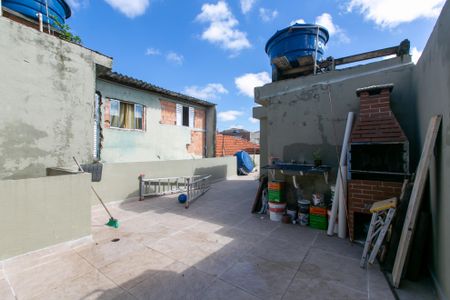 Casa à venda com 150m², 4 quartos e 2 vagas Casa à venda com 150m², 4 quartos e 2 vagasTerraço