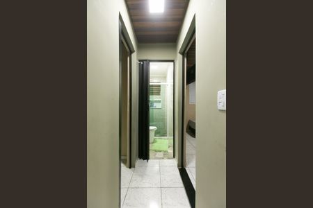 Casa à venda com 150m², 4 quartos e 2 vagas Casa à venda com 150m², 4 quartos e 2 vagasCorredor