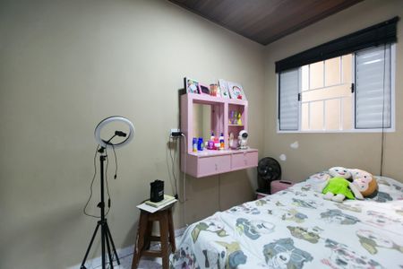 Casa à venda com 150m², 4 quartos e 2 vagas Casa à venda com 150m², 4 quartos e 2 vagasQuarto 2