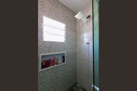 Casa à venda com 150m², 4 quartos e 2 vagas Casa à venda com 150m², 4 quartos e 2 vagasBanheiro da Suíte