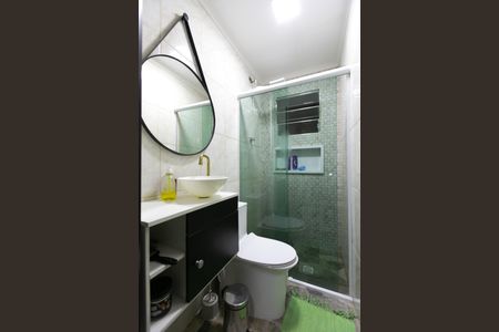 Casa à venda com 150m², 4 quartos e 2 vagas Casa à venda com 150m², 4 quartos e 2 vagasBanheiro